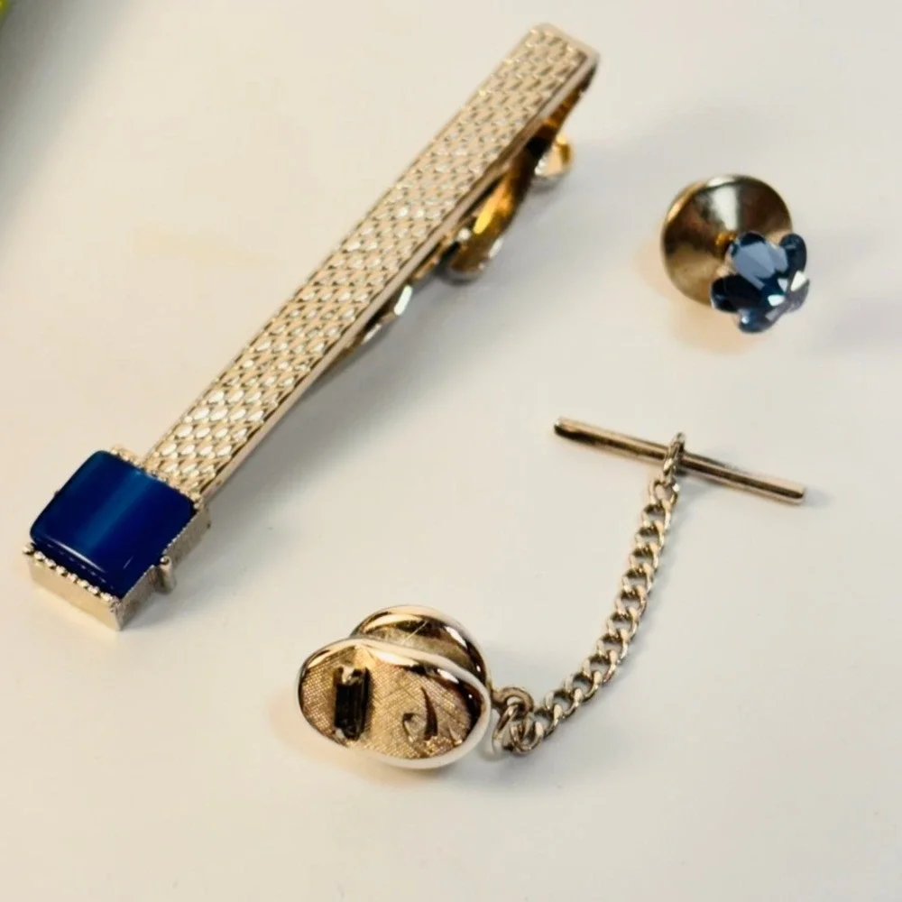 Vintage Swank Tie Clip Lapel Pin Set Blue Silver Tone Mesh Eclectic Dapper Goth